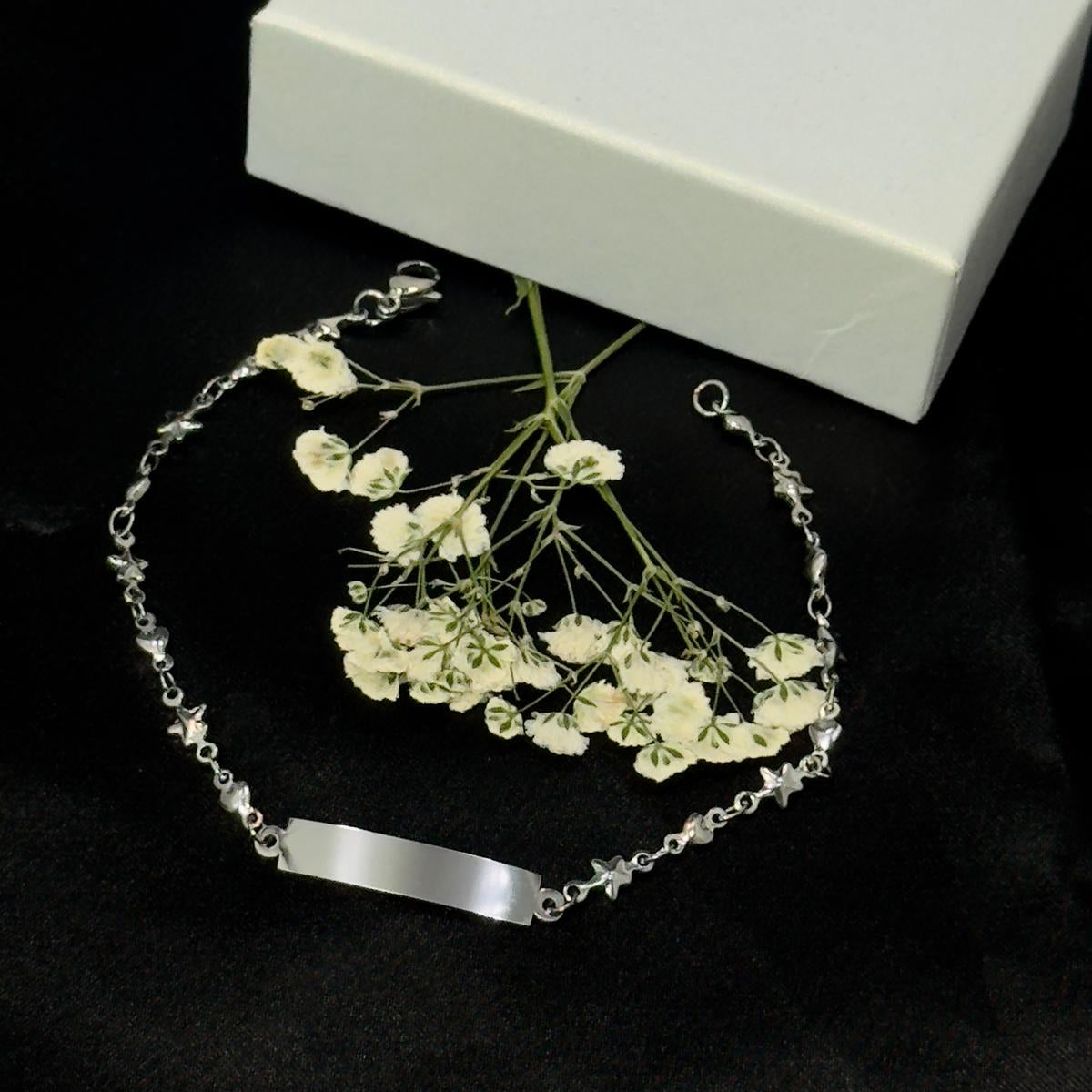 Pulsera Fina Estrella y Corazón