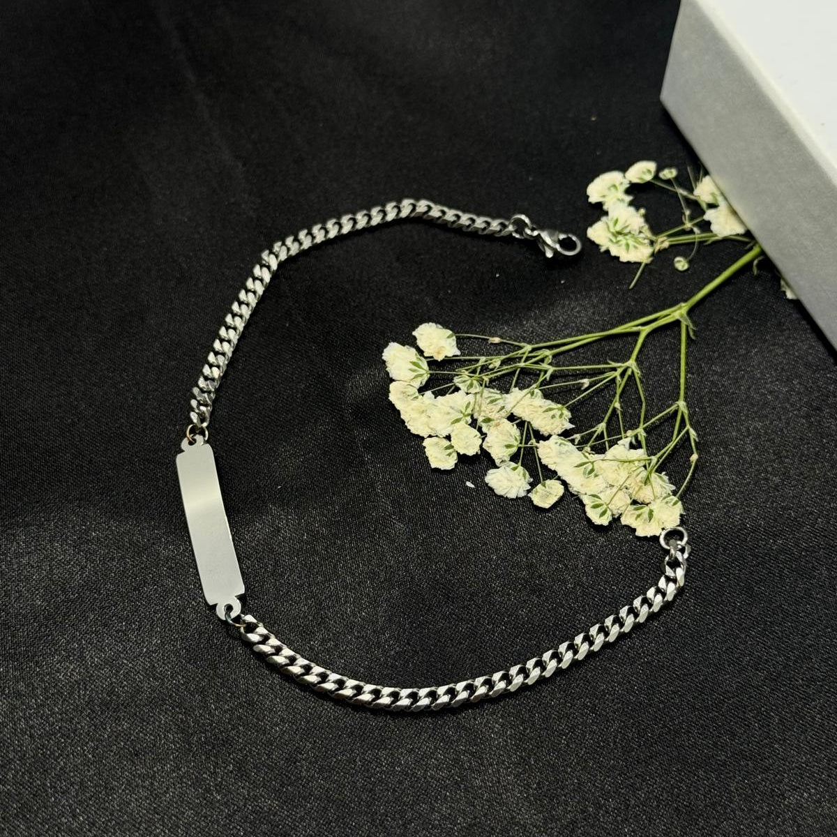 Pulsera Fina Eslabon Ancho